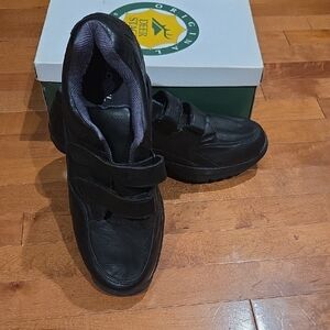 Deer Stags Men's Black Sneakers Size 12Wide